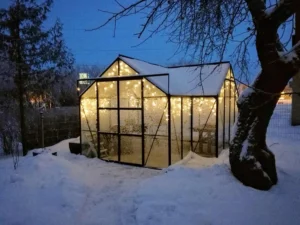 Kasvuhoone Sirius valgustusega